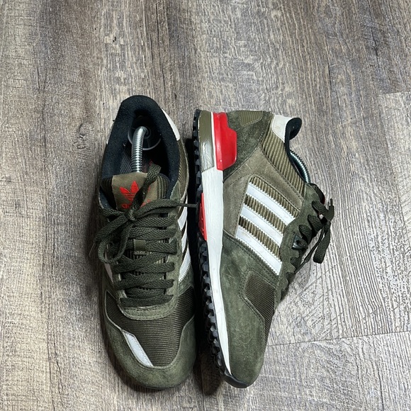 Adidas - Picture 5 of 7